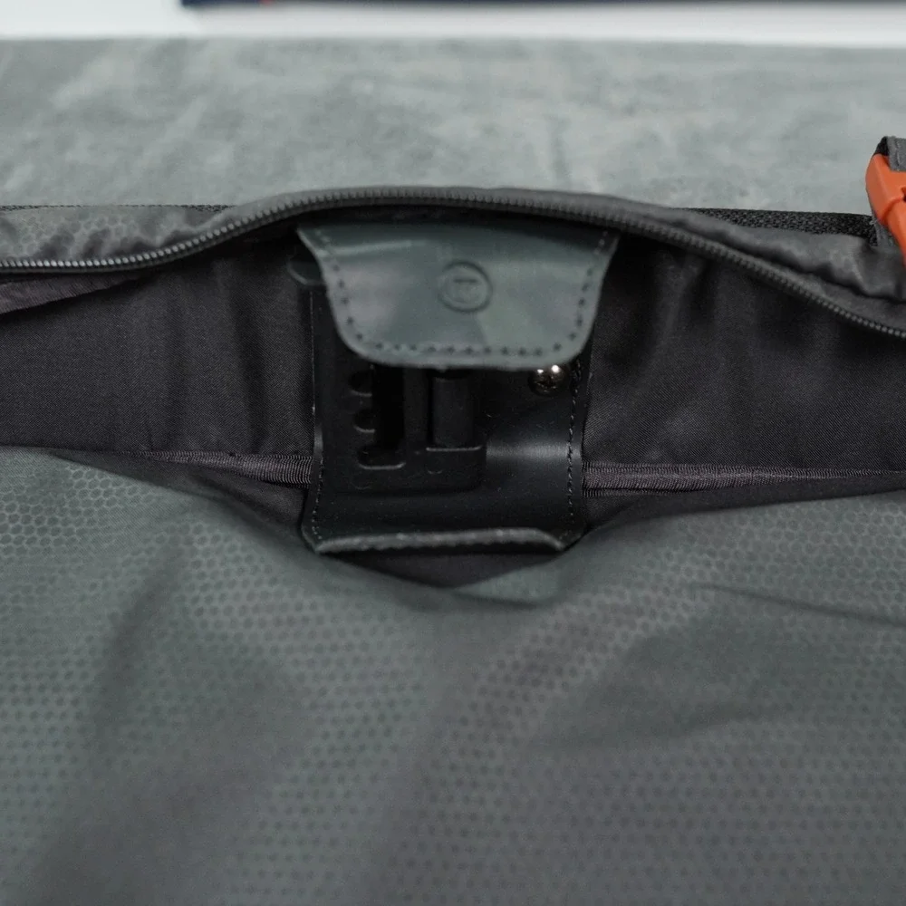 Tumi tech essential
